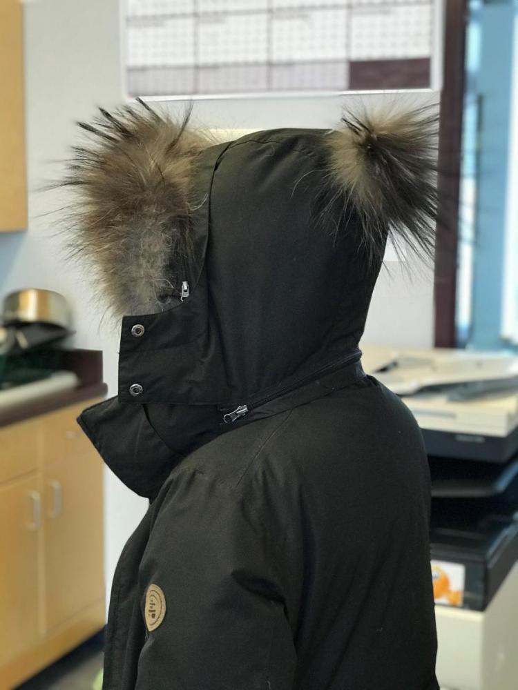 picture of Fur Ruff and pompom