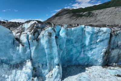 The face of Lowell Glacier